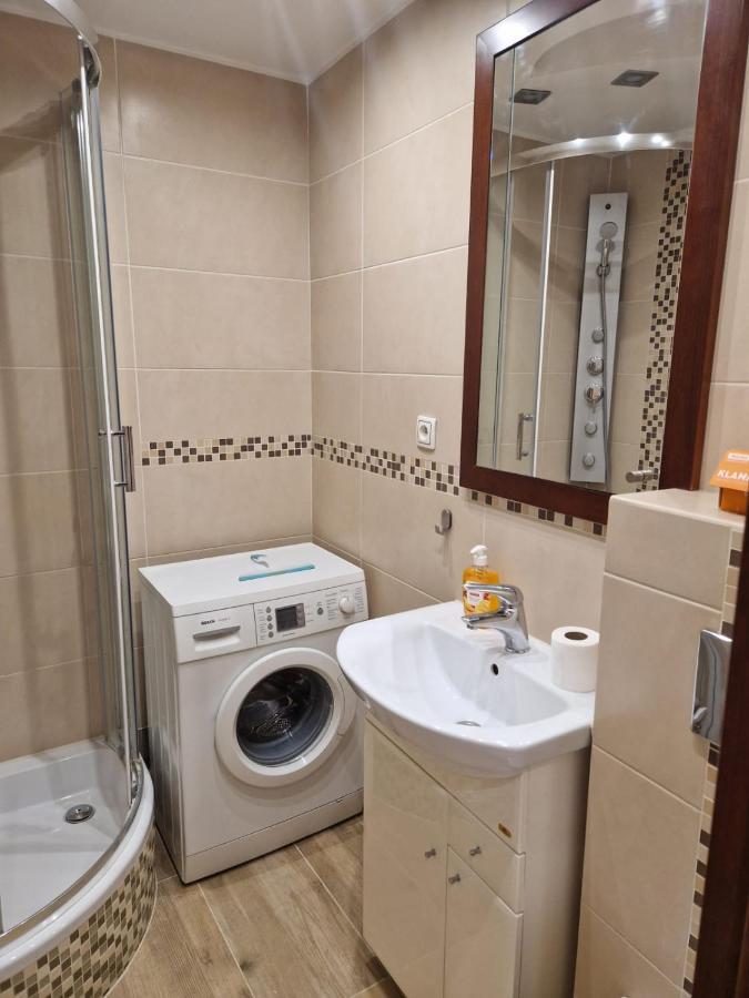 Appartement Przymorze, Park I Czas Nad Zatoka - Doskonale Miejsce Na Wygodny I Udany Urlop W Trojmiescie à Gdańsk Extérieur photo